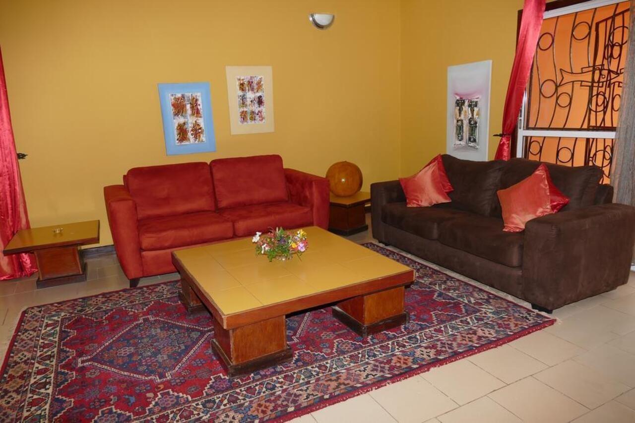 Calabash Apartment-Hotel Kotu Extérieur photo