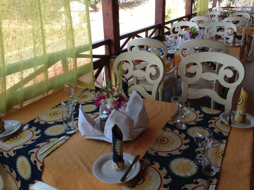 Calabash Apartment-Hotel Kotu Extérieur photo