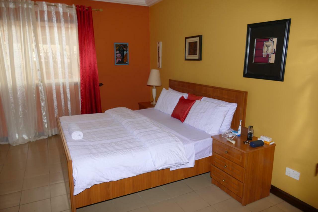 Calabash Apartment-Hotel Kotu Extérieur photo