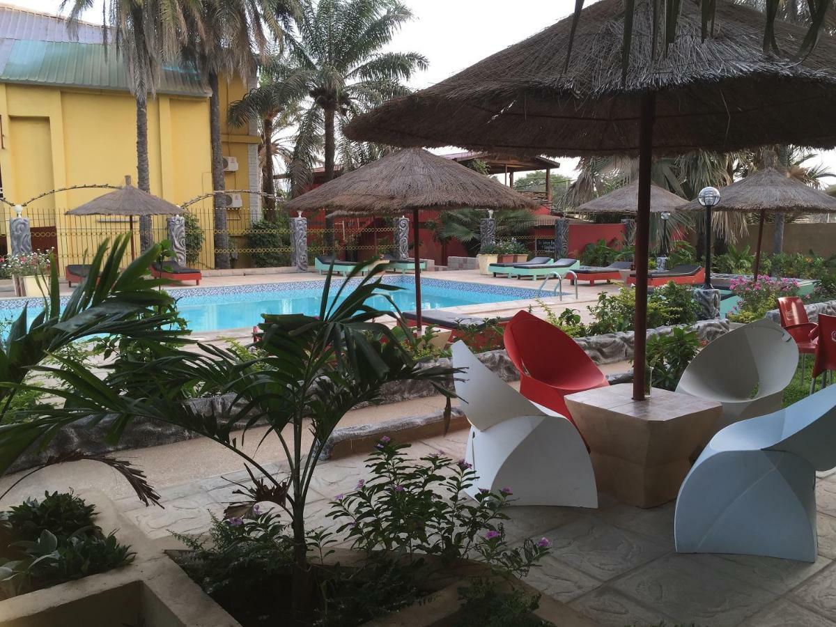 Calabash Apartment-Hotel Kotu Extérieur photo
